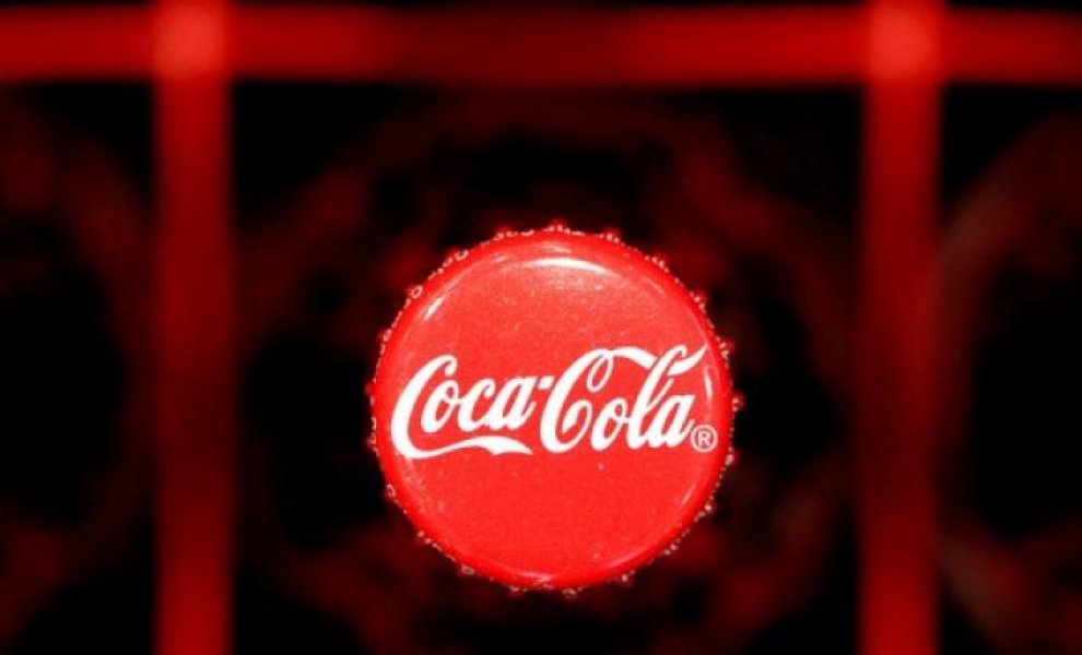 Αποχωρεί ο CFO της Coca-Cola HBC Μπεν Αλμανζάρ