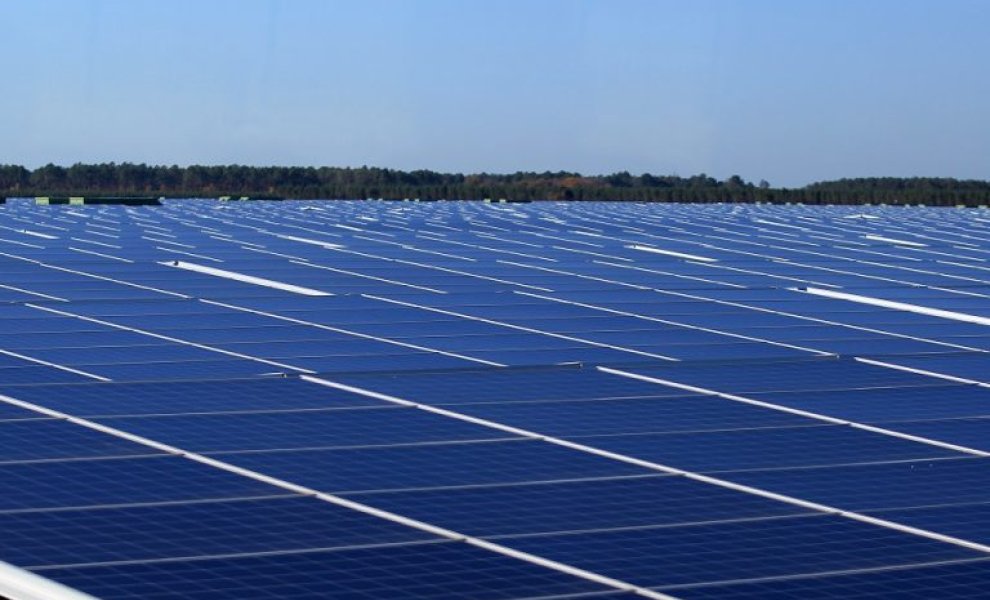 Eurobank και Πειραιώς χρηματοδοτούν το μεγάλο φωτοβολταϊκό έργο 550 ΜW της ΔΕΗ Ανανεώσιμες στην Πτολεμαΐδα	