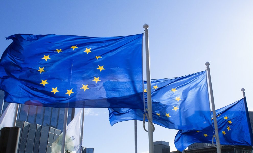ΕΕ: Στηρίζει σχέδιο 650 δισ. για να πετύχουν οι πόλεις το Net Zero