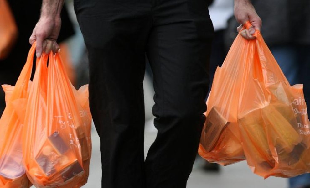 Η Σουηδία κατήργησε το τέλος χρήσης πλαστικής σακούλας