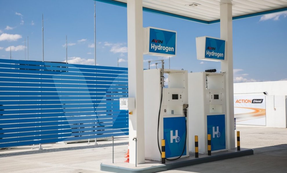 AVIN: Παρουσιάστηκε το πρώτο πρατήριο υδρογόνου αξίας 3 εκατ.