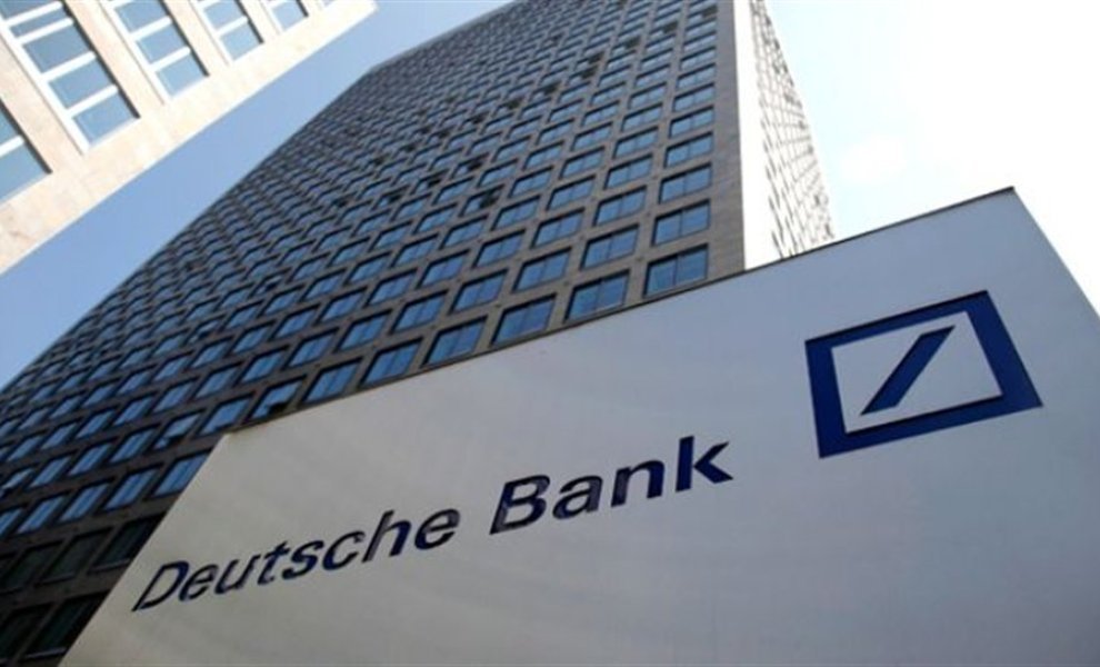 Deutsche Bank: Παραμένει δεσμευμένη στο μηδενικό αποτύπωμα άνθρακα