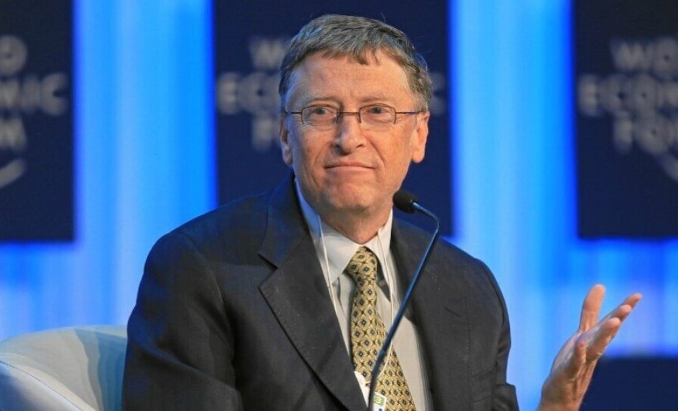 Ο Μπιλ Γκέιτς ζητά αλλαγή στρατηγικής για το κλίμα ενόψει COP30