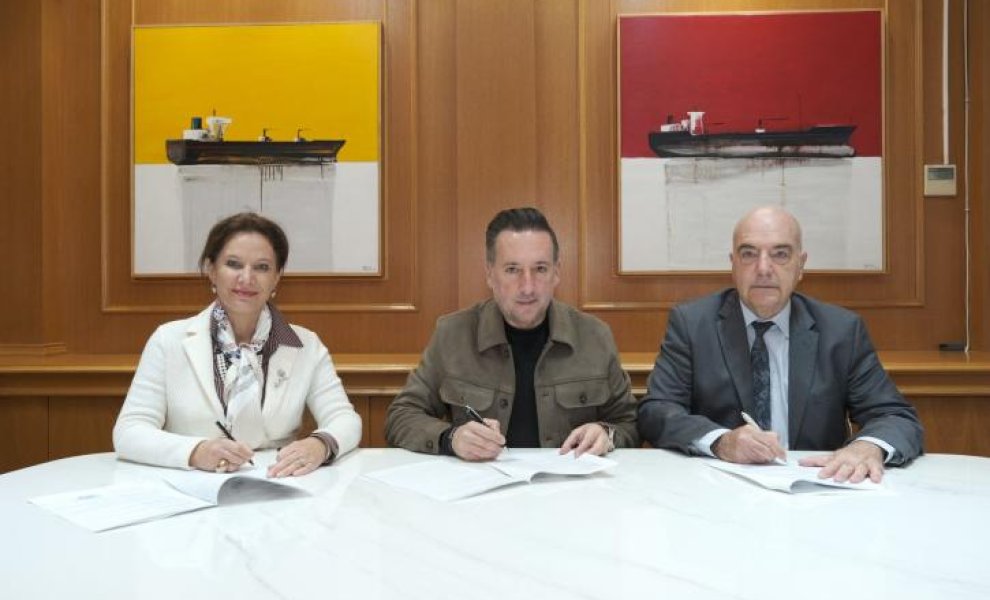 Δωρεά των ΔΕΣΦΑ, Senfluga και Gastrade για τις σχολικές υποδομές στον Δήμο Αλεξανδρούπολης