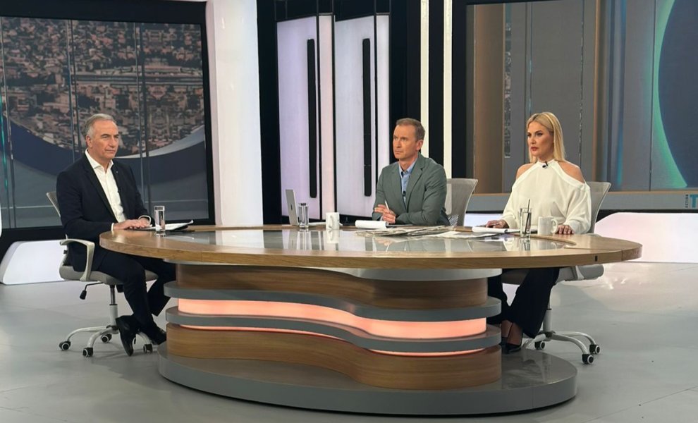  Σταύρος Καλαφάτης: “Με την κοινωνική συμφωνία διασφαλίζουμε την κοινωνική συνοχή απαραίτητη προϋπόθεση για την ανάπτυξη”