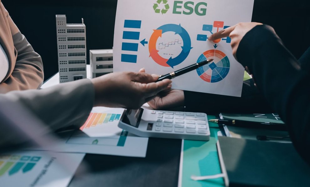 Η Μετάβαση από την Κανονιστική Υποχρέωση στην Επιχειρηματική Υπεροχή