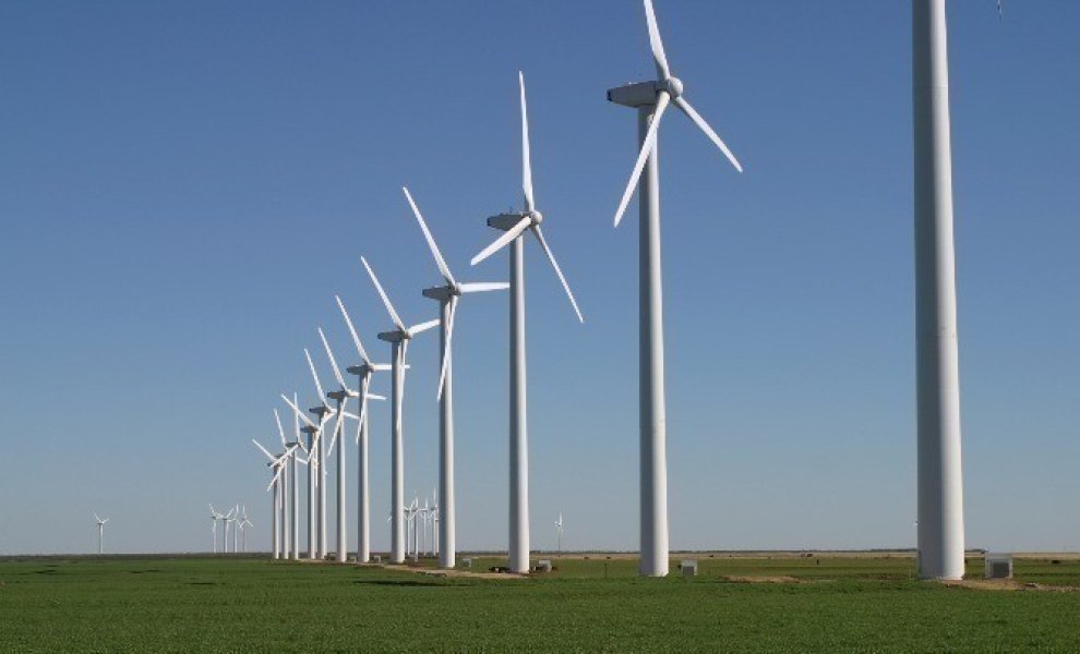 ΕΛΕΤΑΕΝ: Οι οριζόντιοι αποκλεισμοί περιοχών με υψηλό αιολικό δυναμικό αυξάνουν το κόστος ενέργειας
