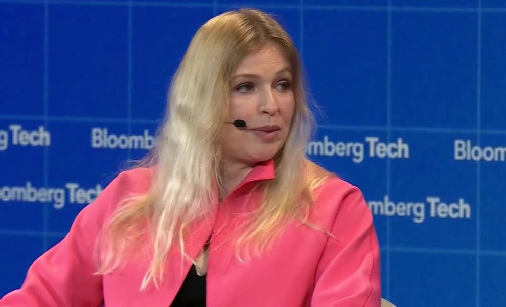 Bloomberg: Νέα Global Head of Sustainable Finance η Lauren Smart ...