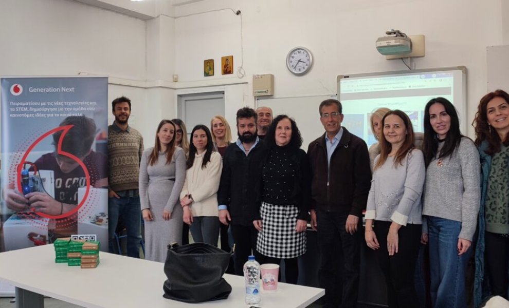 Εργαστήρια STEM σε εκπαιδευτικούς δημοτικών σχολείων στον Δήμο Πειραιά