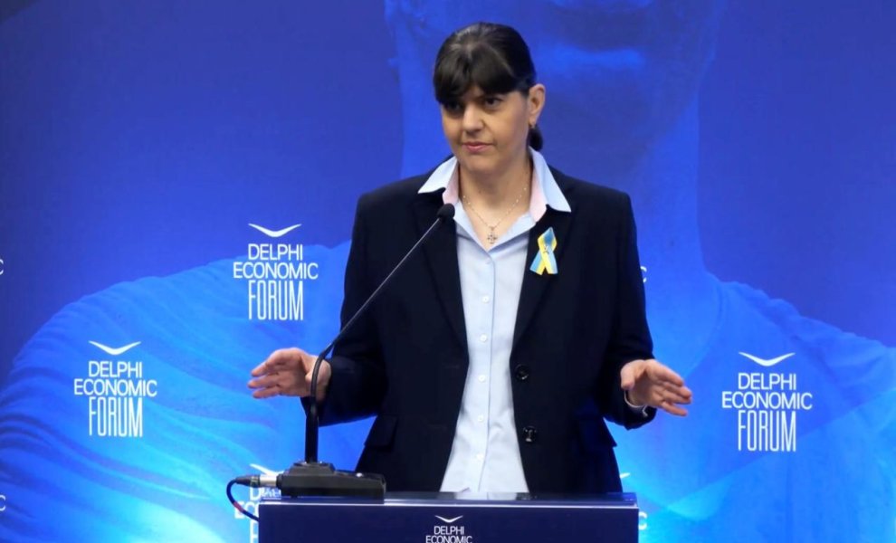 Λάουρα Κοβέσι: Η διαφθορά δεν είναι η δουλειά των πολιτικών