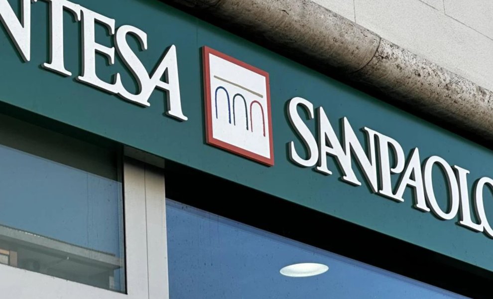 Intesa Sanpaolo: Νέα χρηματοδότηση €900 εκατ. συνδέει δάνεια με ESG στόχους