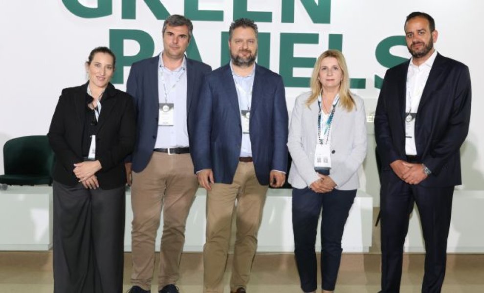 Πως η ΜΕΤΑΒΑΣΗ δημιουργεί τις "γέφυρες" για να περάσουν οι λιγνιτικές περιοχές στην επόμενη μέρα