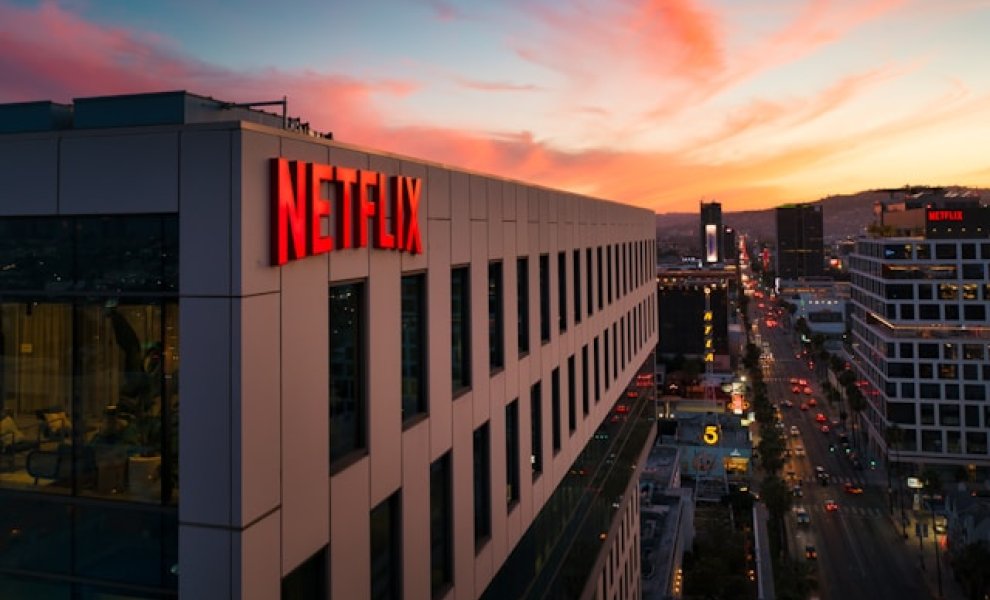 Netflix: Αποχωρεί η πρώτη Chief Sustainability Officer της εταιρείας