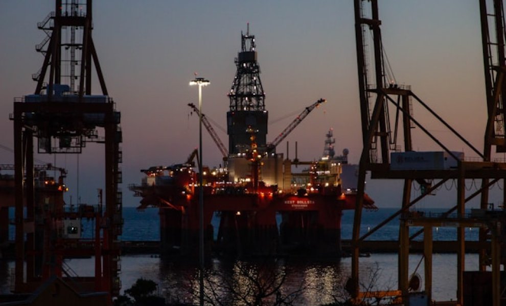 Bloomberg και Cambridge δημιουργούν ομολογιακούς δείκτες χωρίς επέκταση ορυκτών καυσίμων