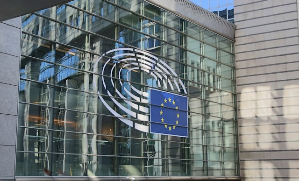 ΕΤΕπ: Νέα χρηματοδότηση 10,7 δισ. δολαρίων για επιχειρήσεις, ενέργεια και στρατηγικές υποδομές