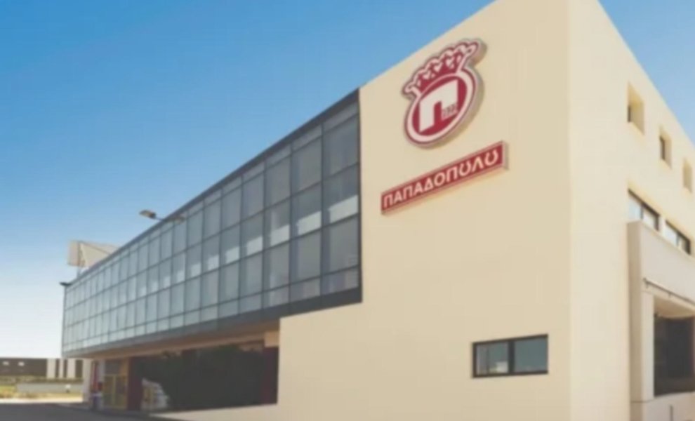 Μπισκότα Παπαδόπουλου: «Δεν ανήκει στην εταιρεία το βυτιοφόρο» – Τρεις συλλήψεις για παράνομη απόρριψη αποβλήτων στον Κηφισό