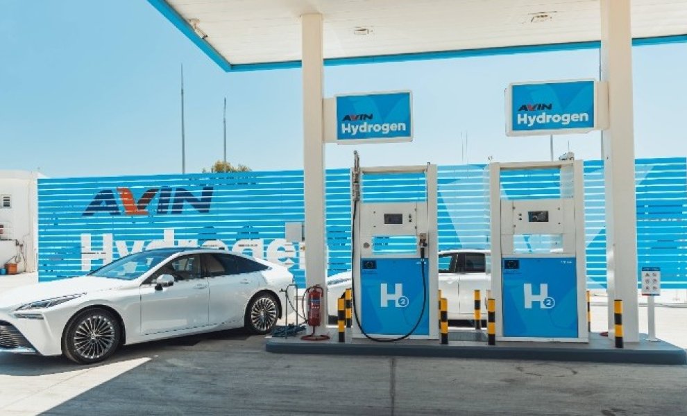 Το πρώτο αυτοκίνητο υδρογόνου που κυκλοφορεί σε ελληνικό αυτοκινητόδρομο