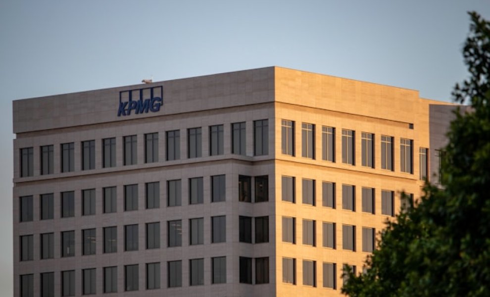 KPMG: Μόλις 1 στα 5 στελέχη μεταφράζει τη βιωσιμότητα σε οικονομικά μεγέθη